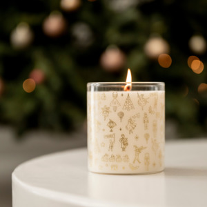Candles: Christmas Candle