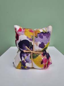 Beautiful Bouquets With Gifts: Wheat Pack