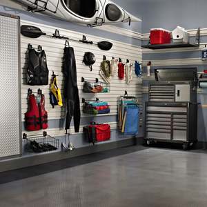 SHOWROOM Take care of your sports gear