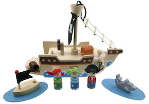 Toys: Wooden Pirate Ship