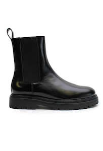 Footwear Women: Lucie Boots - Black