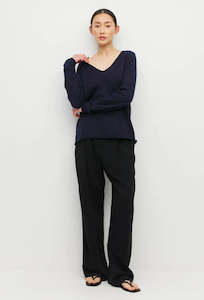 JHL V Neck L/S T - Navy