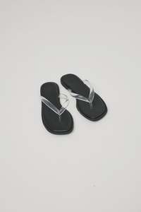 Footwear Women: Jello Thong - Black