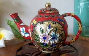 Tableware: Vintage Red Asian Cloisonne Teapot