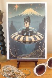 Dc Comics: Catwoman - Lu Lu Deluxe NZ - A4 Art Print