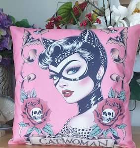 Dc Comics: Catwoman - Lu Lu Deluxe NZ - Cushion Cover