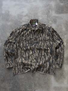 Vintage Cabela’s Camo Shirt (L)