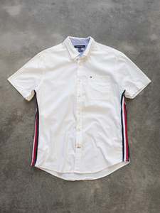 Vintage White Tommy Hilfiger Short Sleeve Shirt (M)