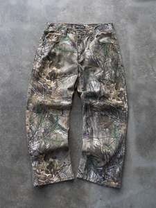 Vintage Realtree Camo Pants (W34)