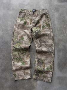 Vintage Realtree Camo Pants (W32)