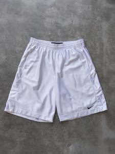 Vintage White Nike Basketball Shorts (L)