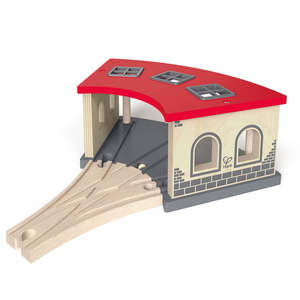 Trains: Big Engine Shed - Hape