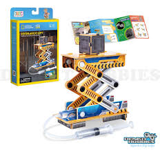 Play Extensions Science: MYO Hydraulic Lift - National Geographic