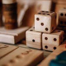 Single Wooden Dice 40mm - QToys