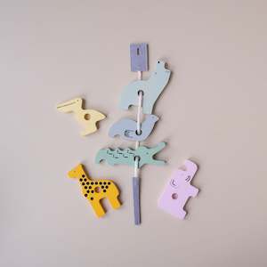 Animal Threading Game