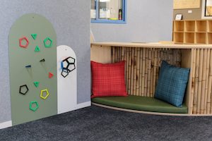 Products: Double Arch Magnetic Wall Green/Grey (2pcs) - Play‘n’Learn – Educational Resources