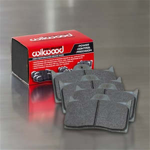Brake Pads: Wilwood Brake Pad Set with BP-45 Compound Suit Forged Dynalite Calipers - WB150-45-7112K