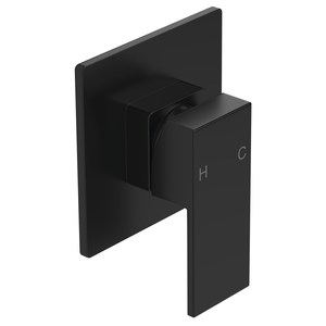 Products: LeVivi Elba Shower Mixer Black