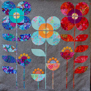 Quilting Patterns Kitsets: Blossoming Garden Quilt Pattern - Carolyn Murfitt