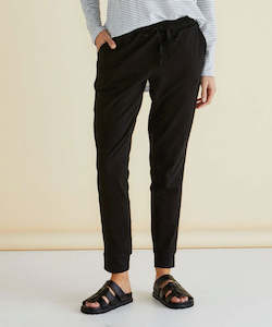 Betty Basics Heidi Pant - Black
