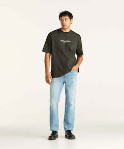 Mens Jeans: Wrangler Eazy Straight Jean - Lucky Blue