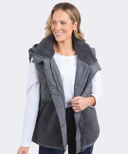 Womens Coats Jackets Vests: Elm Alaska Quilted Vest - Charcoal