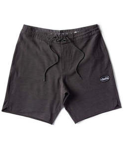 Vissla Solid Sets 18.5" Boardshorts - Black