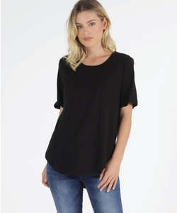 Betty Basics: Betty Basics Ariana Womens Tee Black