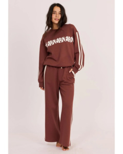 Womens Hoodies Sweatshirts: Sisstrevolution Sundown Fleece - Espresso Brown
