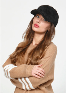 Leo+Be Fluffy Cap - Black