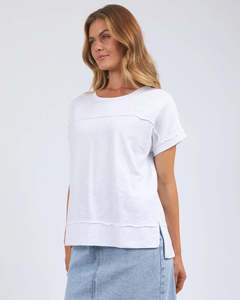 Foxwood Throw On S/S Tee - White