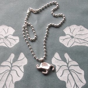 Products: Tribal Amoeba Necklace - Poison Spike