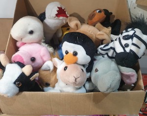 Creative Role Play Soft Toys: Seedling - Finger Puppets - assorted