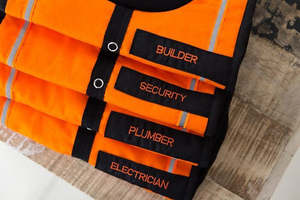 Little Poppet - Babies Bib Plumber