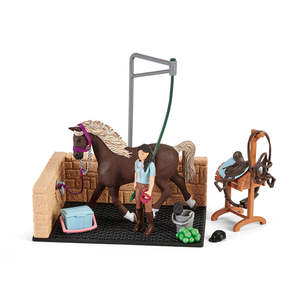 5 7 Years: Schleich - Horse Club Washing Area with Emily & Luna