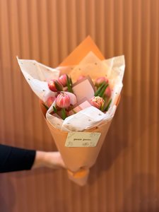 Products: Weekly Special: Tulip wrap