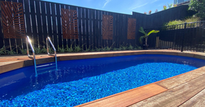 Oval Swimming Pool: Sterns – Whitsunday – Oval