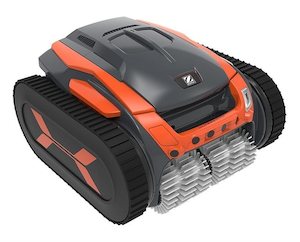Commercial Pool Cleaners: Commercial Zodiac Vortrax TRX 7700 IQ
