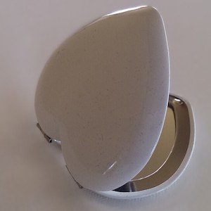Compact Mirror - Heart