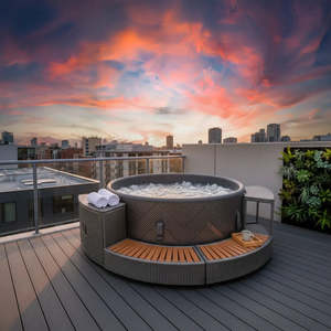 Accessories: Wicker 3-piece round set