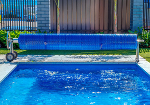 Products: Deluxe Stainless Steel Above Ground Roller Poseidon Pool