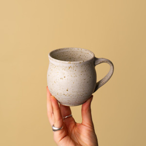 Artisan Pieces: The Belly Mug