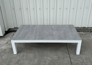 Products: LISBON Outdoor Coffee table - White Aluminium frame/faux beton concrete top