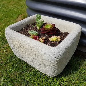 Products: Rustic Concrete Planter - Precast Concrete