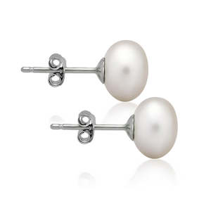 Pearls: Allura 5mm Fresh Water Pearl Stud Earrings | Silver RH