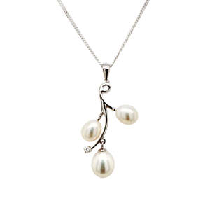Freshwater Pearl CZ Pedant