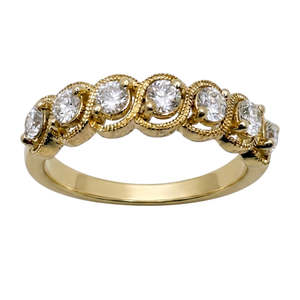 Vintage-inspired Gold & Diamond Ring