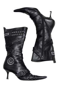 Shoes: #197 Boots Black | c. 203 | Size 6