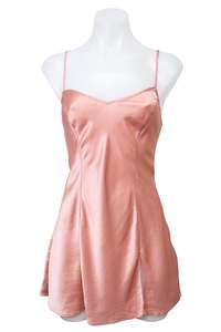 Lingerie: #018 Victoria's Secret slip Pink | c. 200 | Size 8