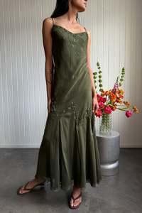 Dresses: #177 Xscape Gown Green | c. 208 | Size 14